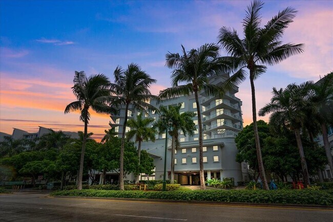 Building Photo - 3030 NE 188th St