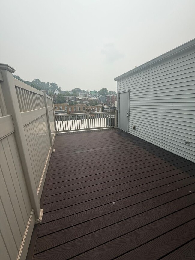 Building Photo - Luxury 3 Bedroom Condo in the Heart of Lawrenceville