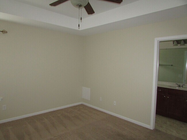 Building Photo - This property is located at The Villages at Mariner's Pointe - 3 Bedrooms  2 Baths  with 2 Car Ga...