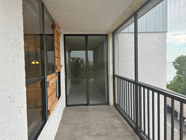 Building Photo - 3490 N Key Dr