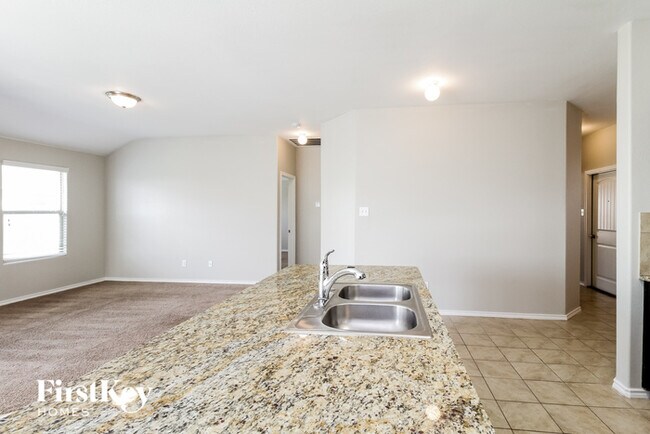Building Photo - 303 Preakness Ln