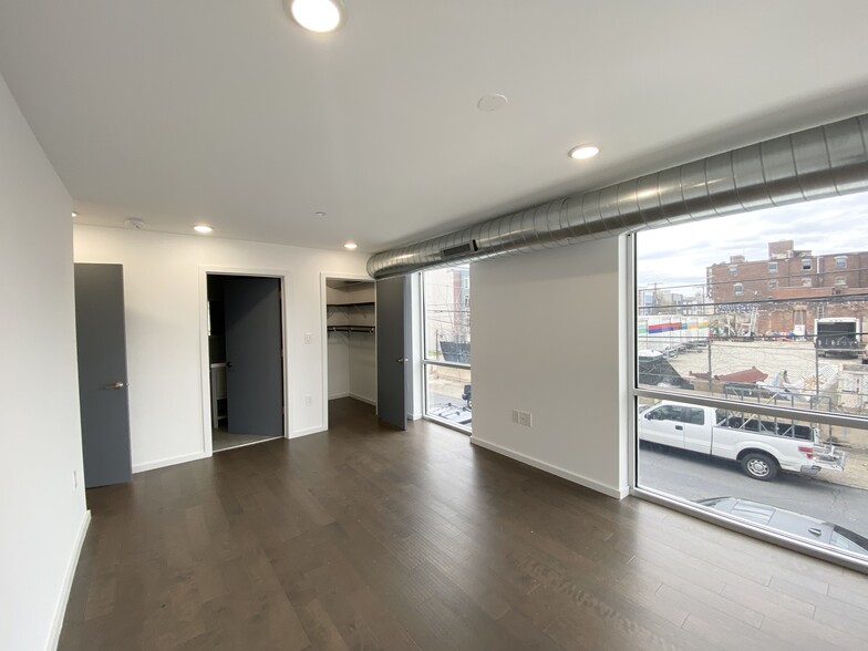 Building Photo - 1500 N 8th St