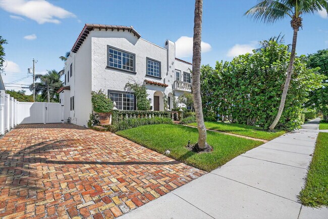 Building Photo - 322 Cornell Dr