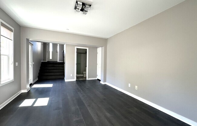 Building Photo - Civita/Apex – Luxury 3BR 3.5BA, Valley Vie...