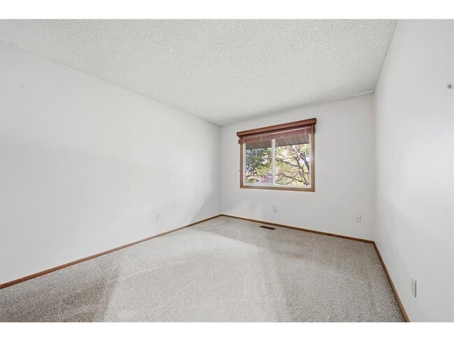 Building Photo - 9523 Hartford Cir