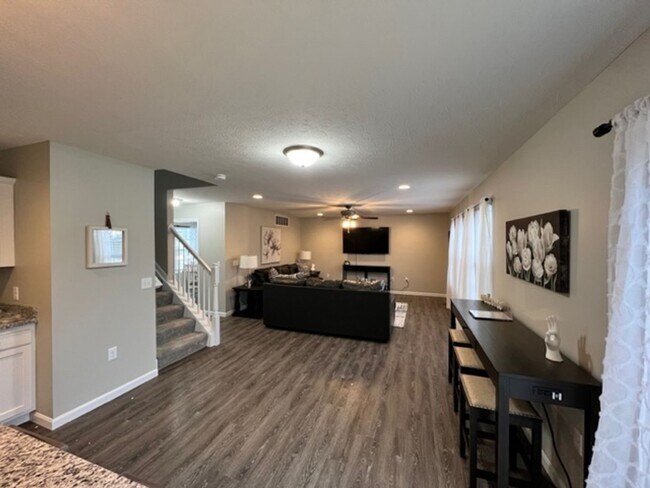 Building Photo - NEW Executive Home in Germantown, OH