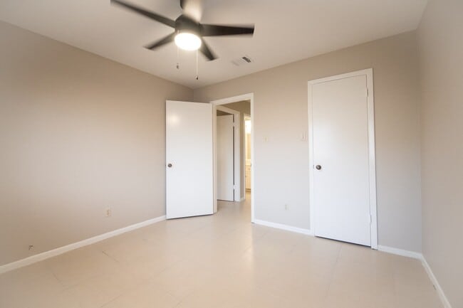 Building Photo - 7310 Westbranch Dr