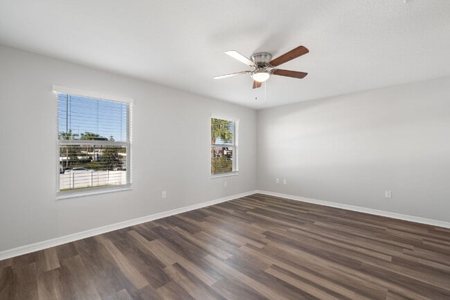 Building Photo - Like New Home For Rent in Touchstone!