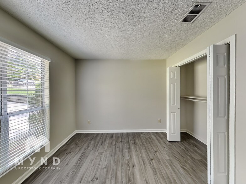 Building Photo - 632 Kilkenny Cir