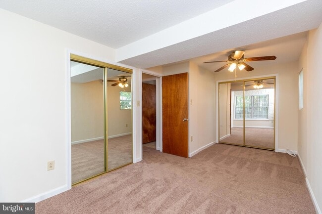 Building Photo - 14175 Spring Branch Dr