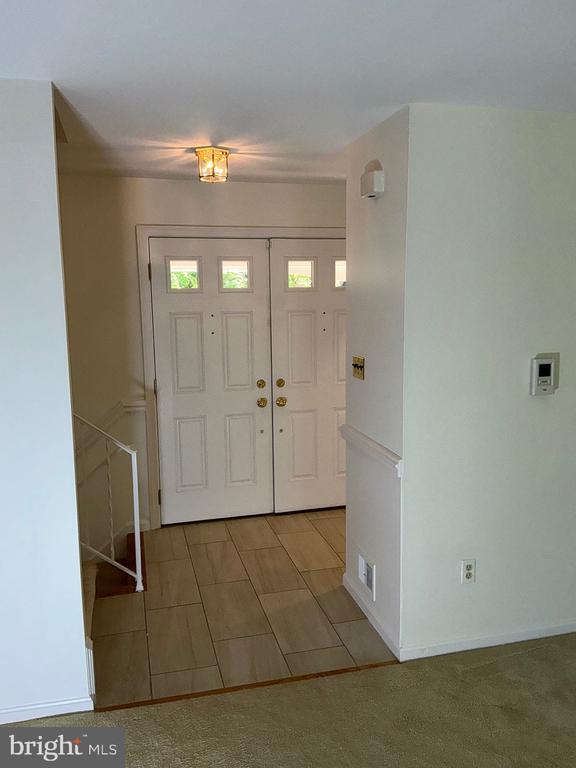 Building Photo - 4701 Red Fox Dr