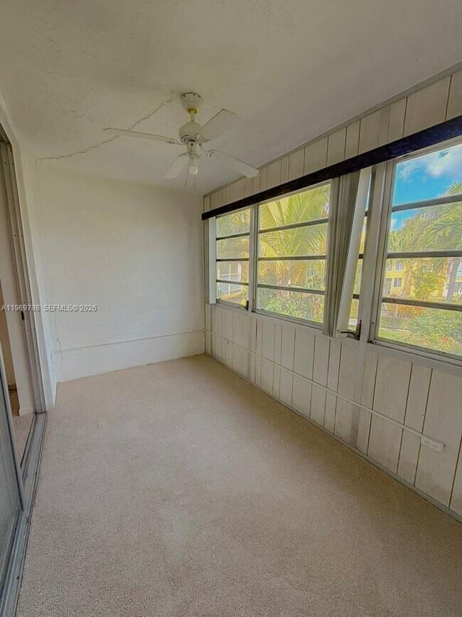 Building Photo - 6750 Royal Palm Blvd