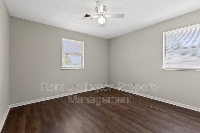 Building Photo - 4029 Victoria Way