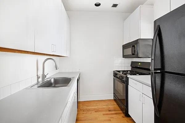 Building Photo - 55 White St
