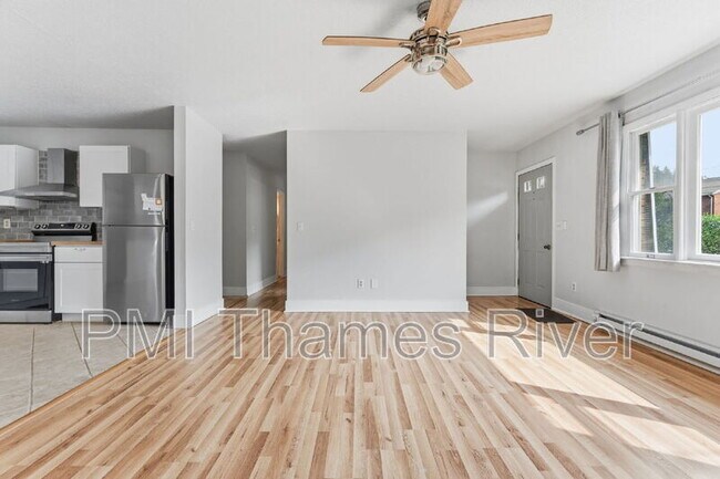 Building Photo - 33 Lodus Ct