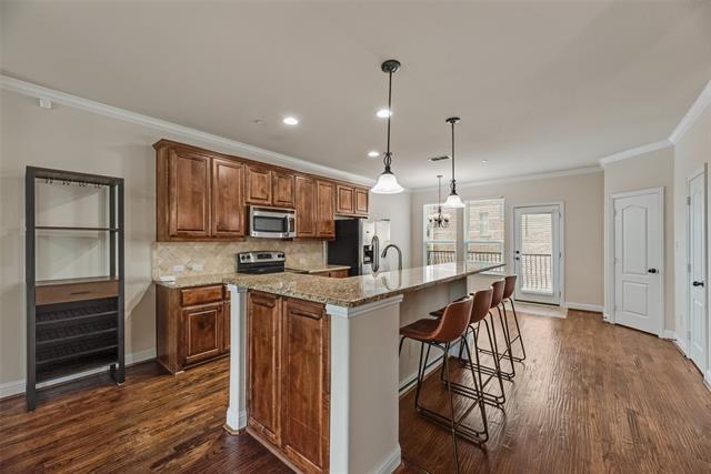 Building Photo - 2500 Rockbrook Dr