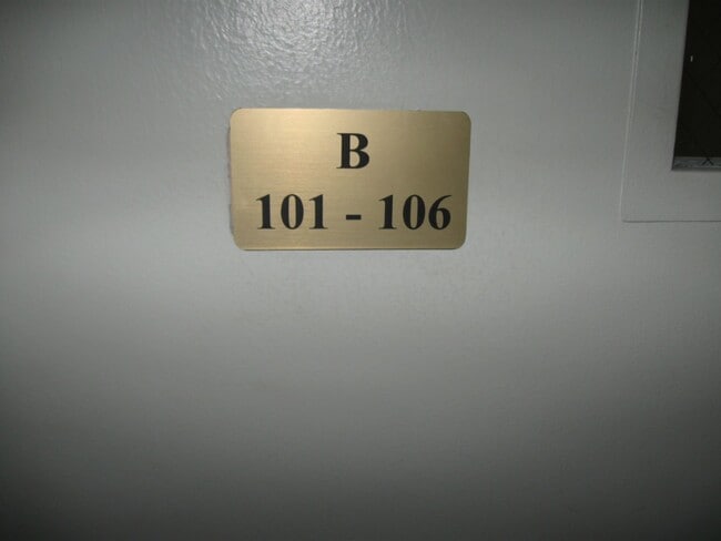 Building Photo - **Application Pending**  Pier Point Village - 2 Bedrooms, 2 Bathrooms (13OX#B-101)