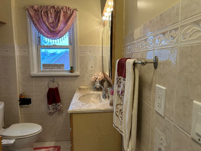 Building Photo - 269 N 1st Ave