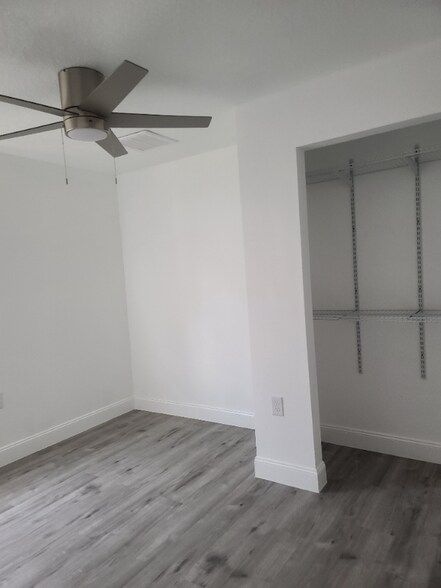 Building Photo - 1902 Holloman Rd