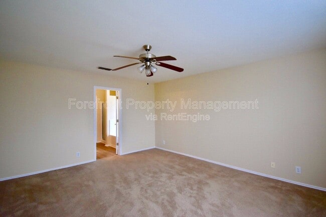 Building Photo - 10527 Cub Haven