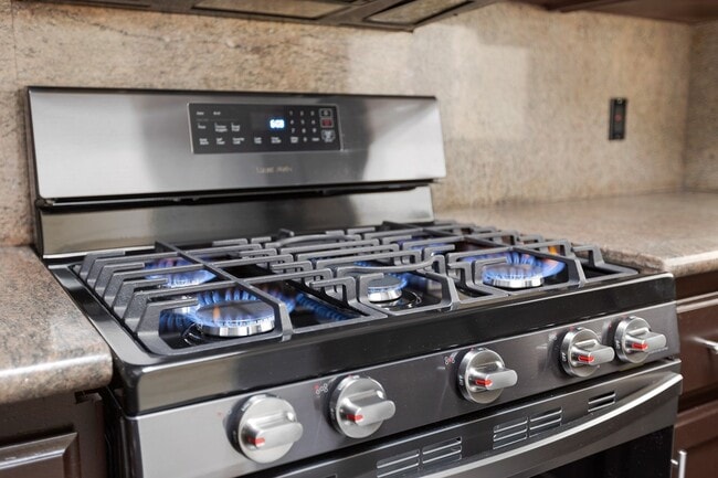 Building Photo - 5137 Chimineas Ave