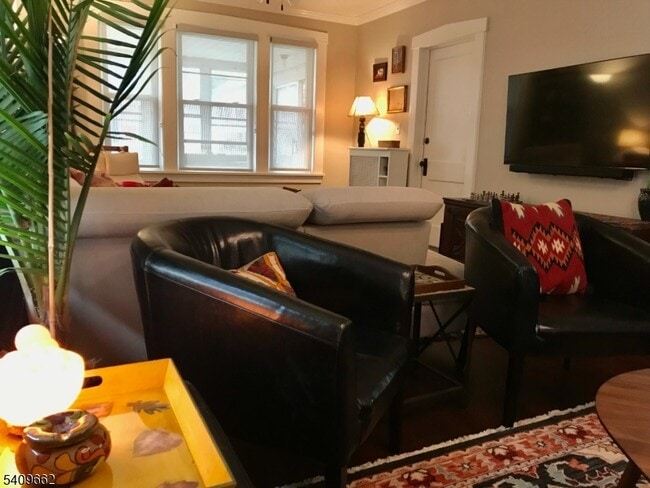 Building Photo - 145 Prescott Ave