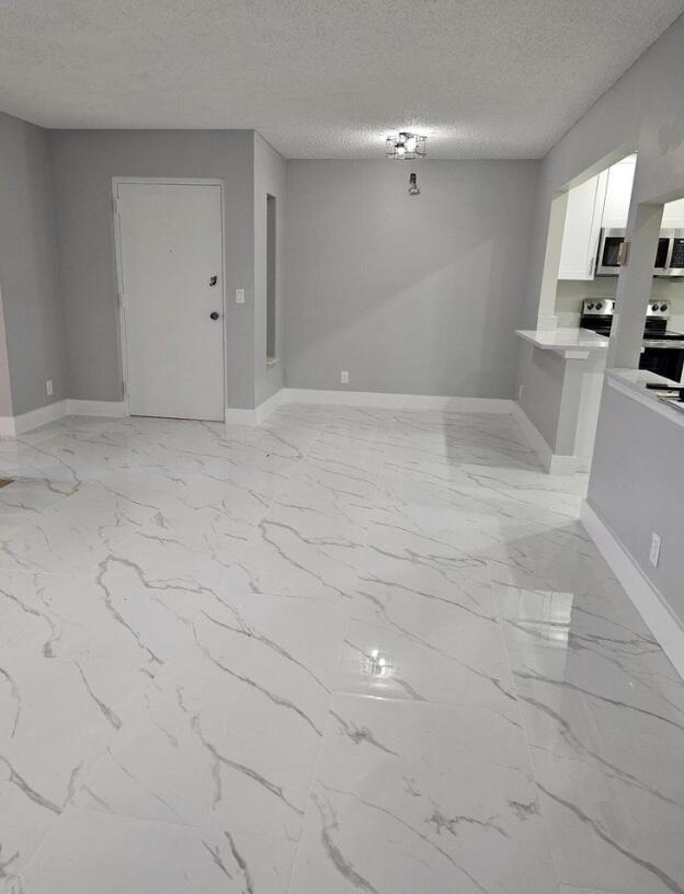 Building Photo - 4995 Sable Pine Cir