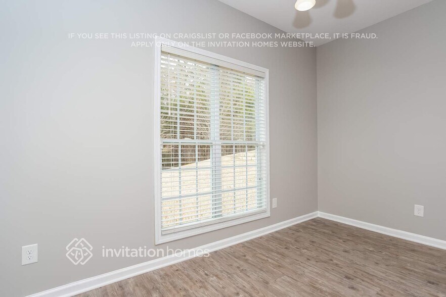 Building Photo - 391 Vinings Vintage Cir SE