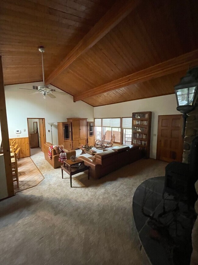 Building Photo - Gorgeous River Front Cabin in the Woods Fully Furnished with Hot Tub!