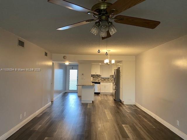 Building Photo - 2460 DC Country Club Boulevard