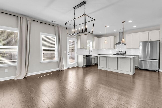 Building Photo - 1624 Shady Pine Rd