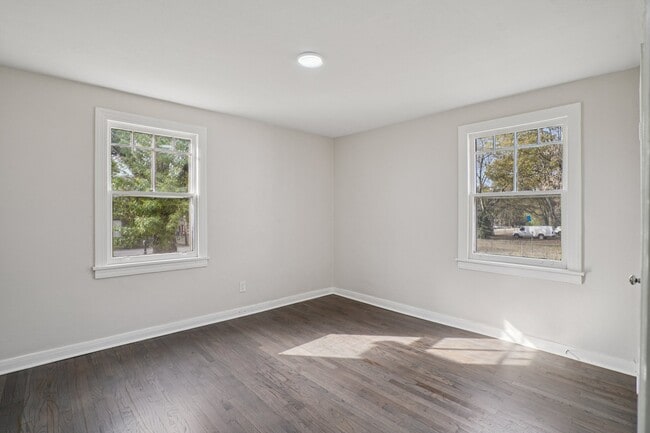 Building Photo - 2700 Alhambra Cir