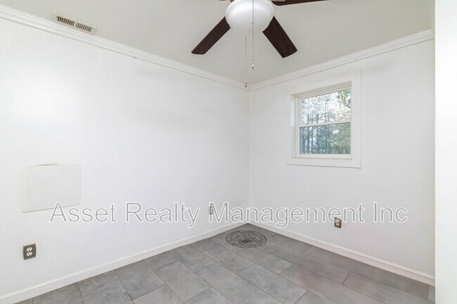 Building Photo - 4143 W Beaver Creek Dr