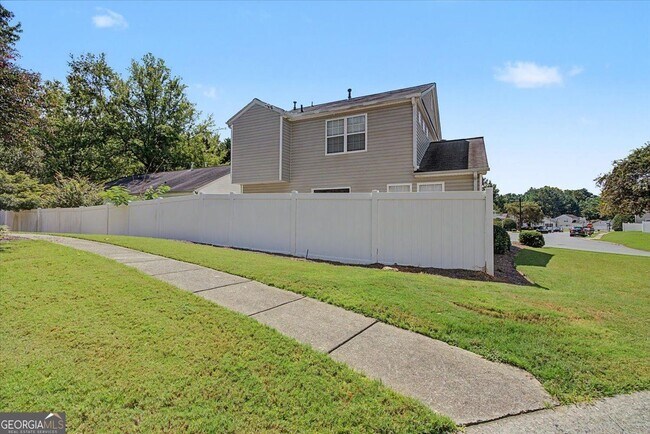 Building Photo - 980 Windcroft Cir NW