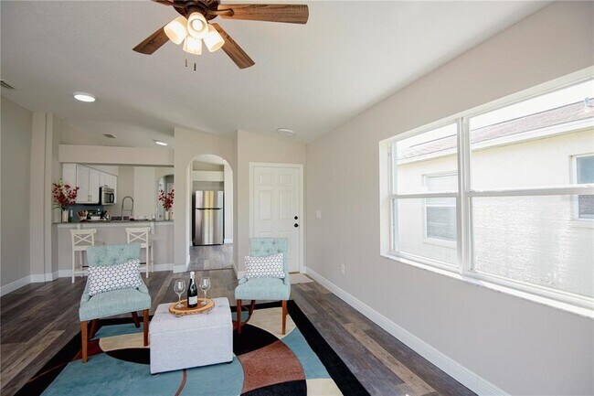 Building Photo - 8002 Carriage Pointe Dr