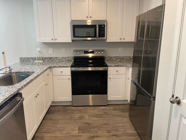 Building Photo - 3 Bedroom 2 Bathroom House in Sunfish Cove Sunset Beach NC