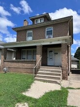 Building Photo - 1557 3rd St