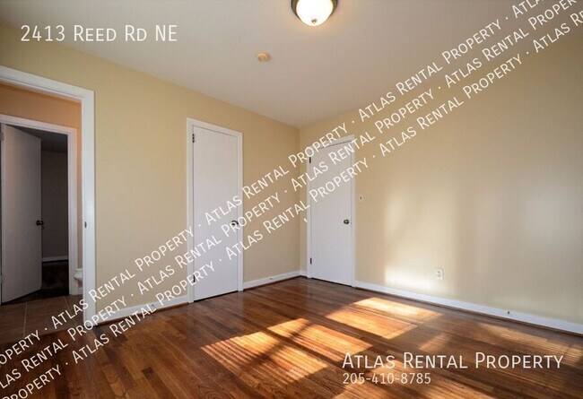 Building Photo - 2413 Reed Rd NE