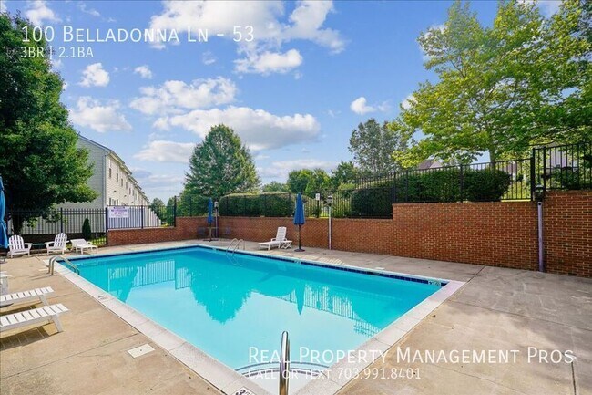 Building Photo - 100 Belladonna Ln