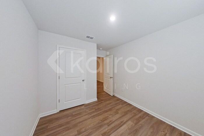 Building Photo - 342 Ironwood Ct