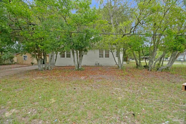 Building Photo - 1322 Wisteria Ave