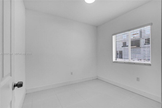 Building Photo - 21845 Goulds Ave