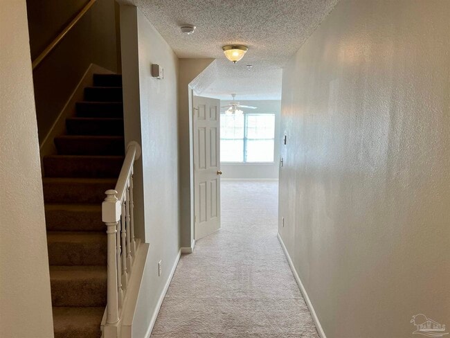 Building Photo - 280 Swaying Pine Ct