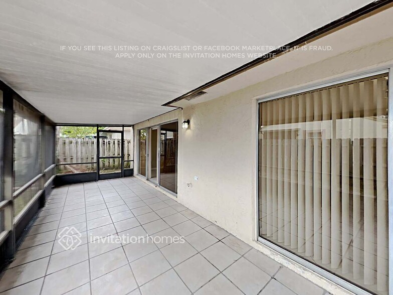 Building Photo - 3715 NW 107th Terrace