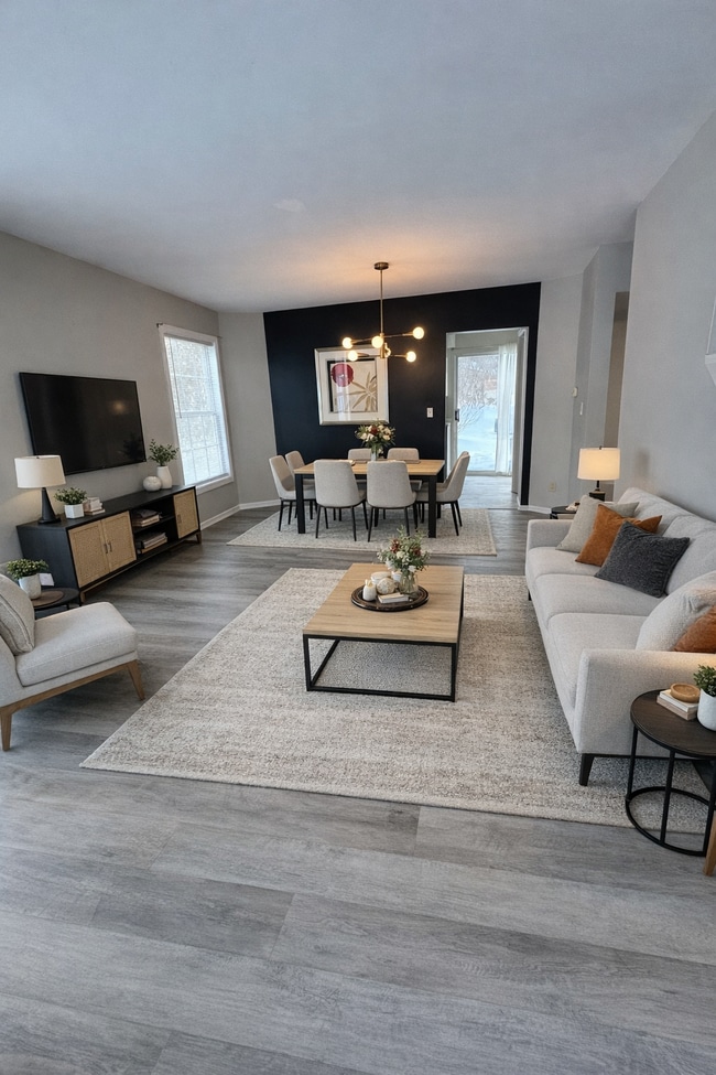 Building Photo - 301 Bluegrass Ave