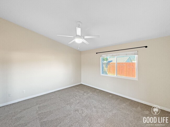 Building Photo - Bright Modern Home in Twin Oaks Golf Course