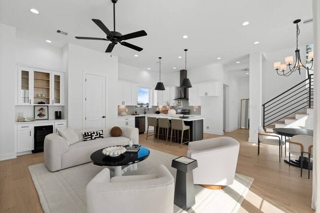 Building Photo - 8707 Ojeman Villas Dr