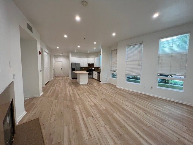 Building Photo - 13020 Pacific Promenade