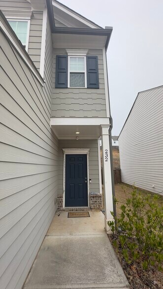 Building Photo - 232 Aimes Dr