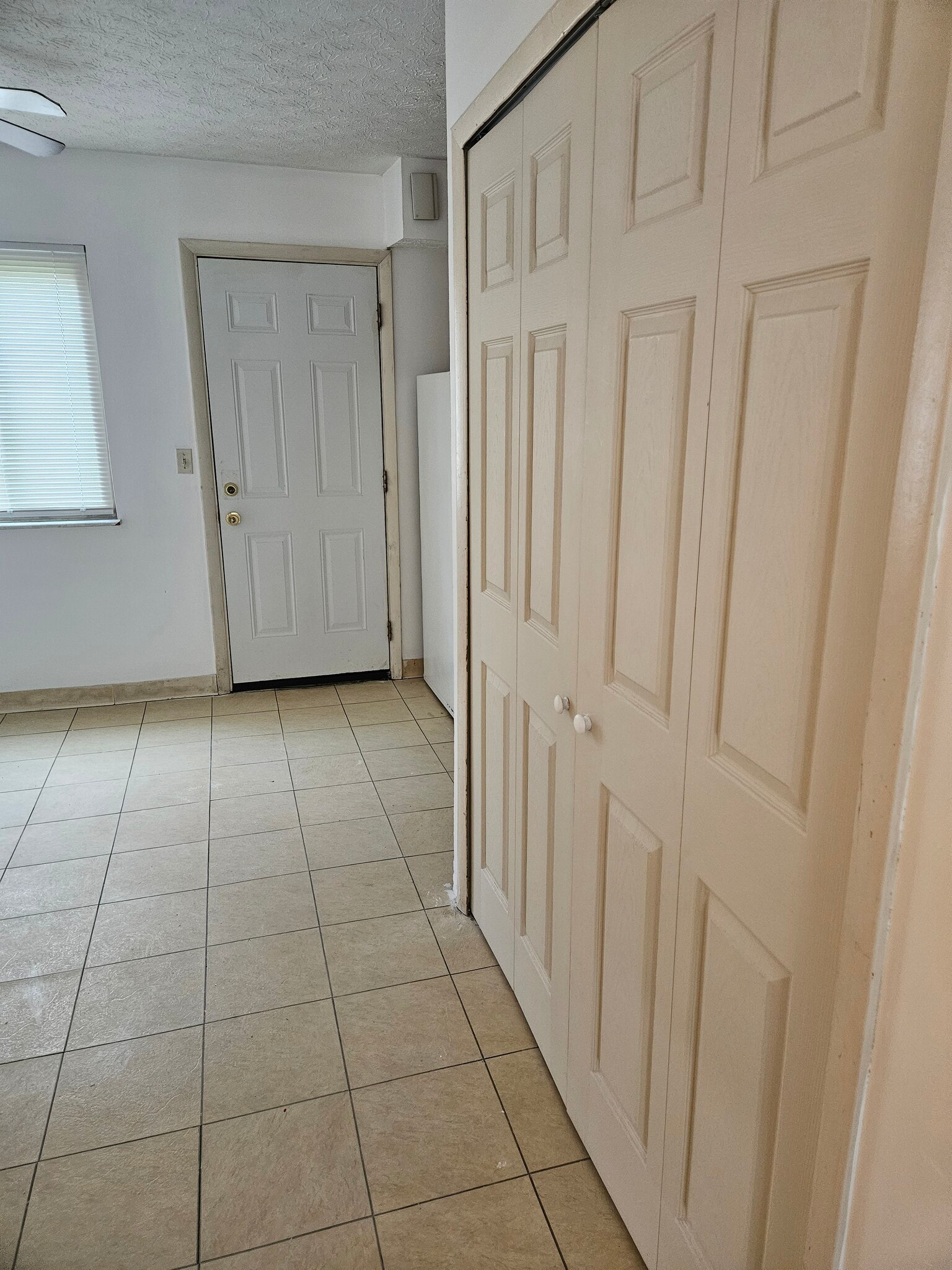 Laundry area - 2976 Donnylane Blvd